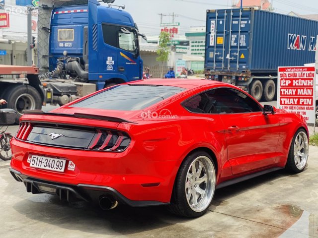 Ford Mustang 2018 5