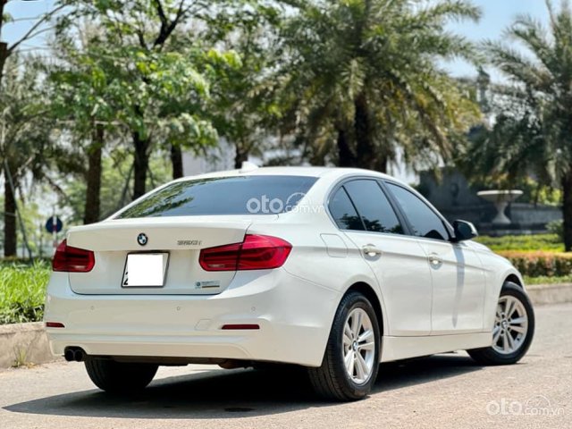 BMW 320i 2016