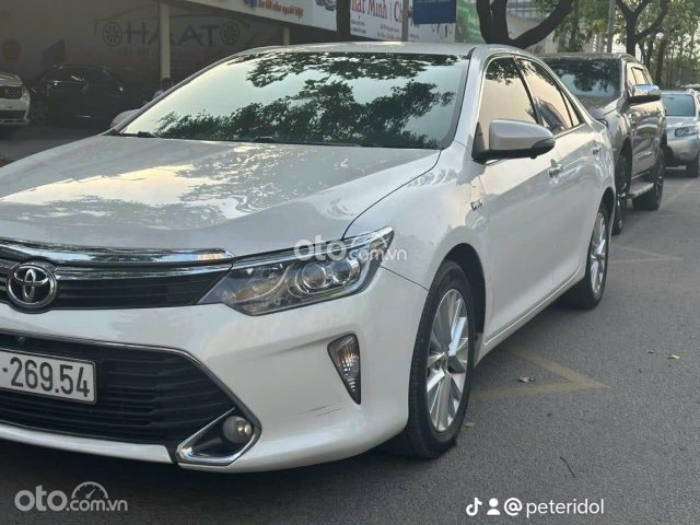 Toyota Camry 2018 tại Hà Nội