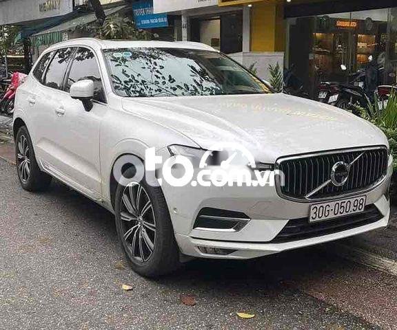 Chính chủ bán gấp xe Volvo XC6000 Chính chủ bán gấp xe Volvo XC6000