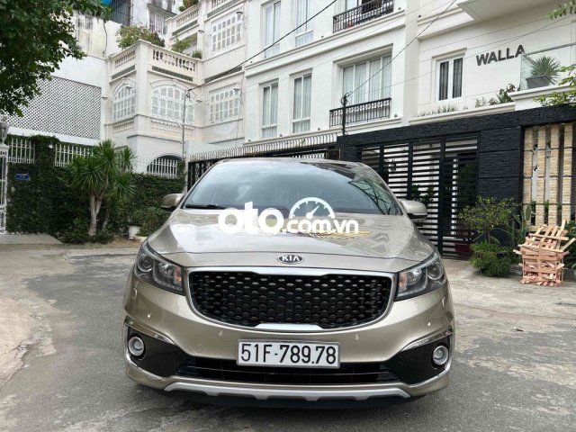 cần bán xe Kia sedona 3.3 xăng full option 20160