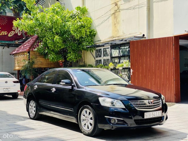 Toyota Camry 2007 tại Bình Dương2