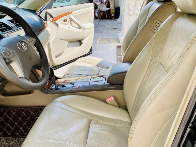 Toyota Camry 2007 tại Bình Dương17