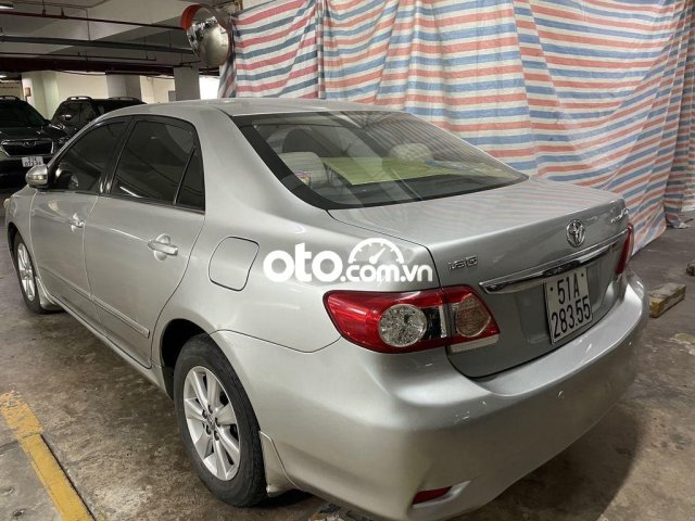 Toyota Corolla Altis - 2012 - Màu trắng.