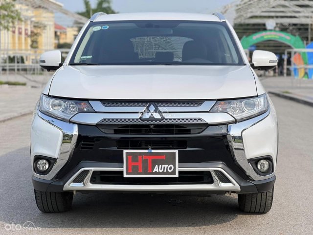 Mitsubishi Outlander 2020 tại Thái Nguyên