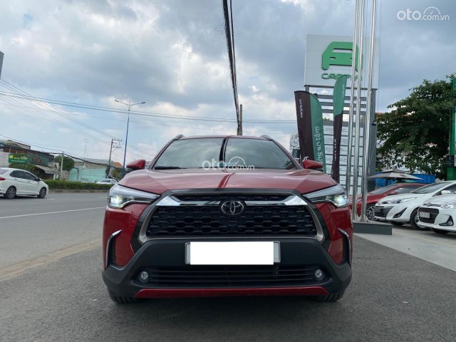 Uy đãi khi mua ngay Toyota Cross đỏ