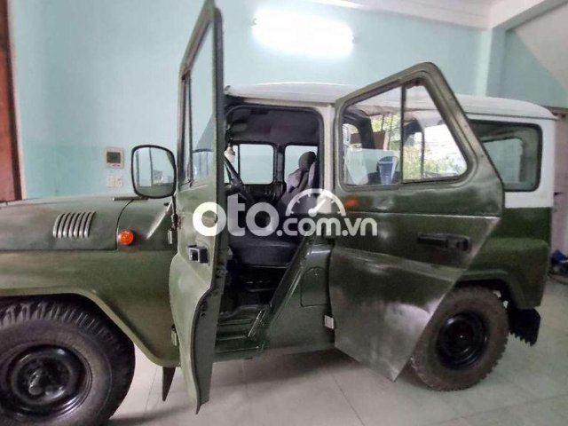 Bán chiếc uaz Huyền Thoại