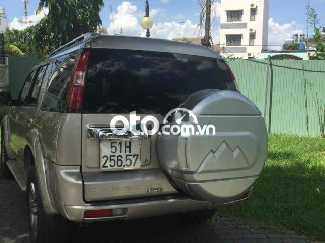 Cần bán xe Ford Everest 7C 355tr