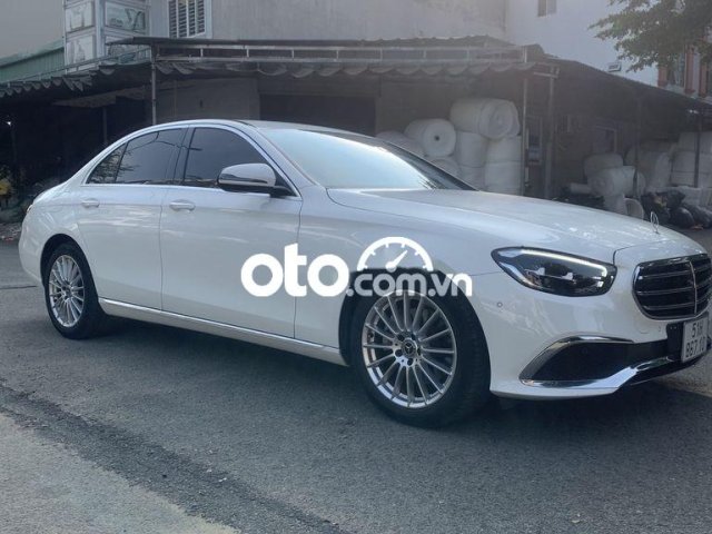 Bán xe Mercedes Benz E 200. 1,96 Tỷ