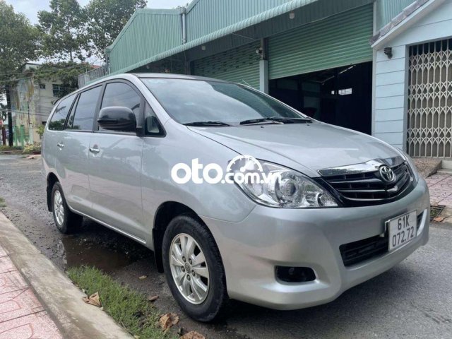 INNOVA G 2009, gia đình, biển số VIP