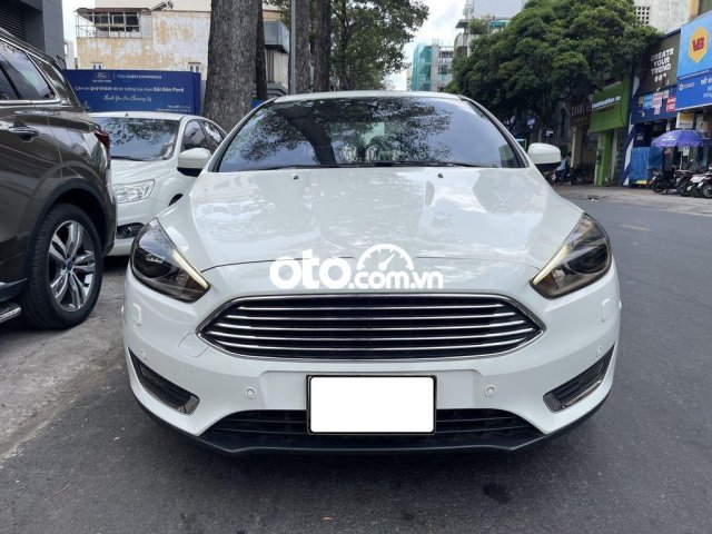 Focus Titanium 2019 Xe Đẹp bán Tại Hãng Ford