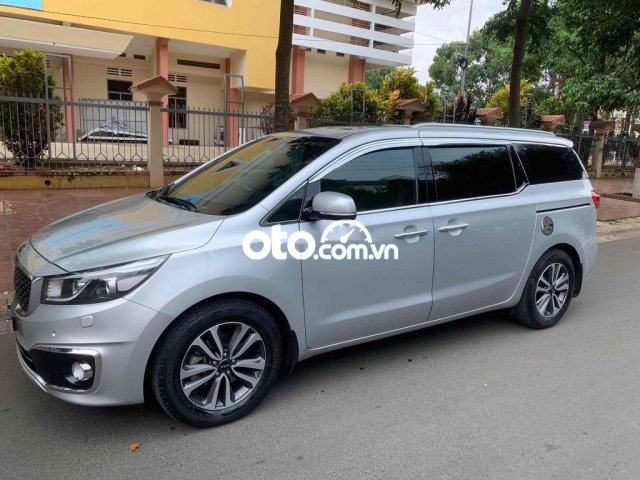 Kia sedona 2018 chính chủ bán