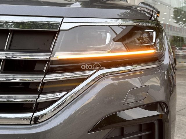 Bán xe Touareg mới 100% nhập Slovika giá rẻ ưu đãi tháng 6/20230