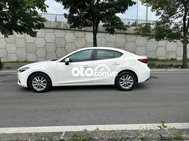 gia dình bán mazda 3 sx2019