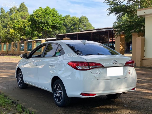 Toyota Vios E 2021 tư nhân không kinh doanh dịch vụ