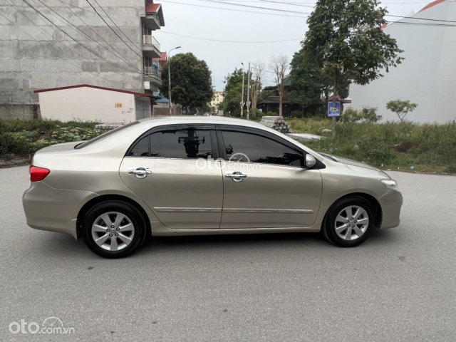 Toyota Corolla Altis 1.8 G AT  đời 2012 - xe tư nhân một chủ từ mới , biển tỉnh 
Xe đại chất , không lỗi nhỏ 
Máy số keo0