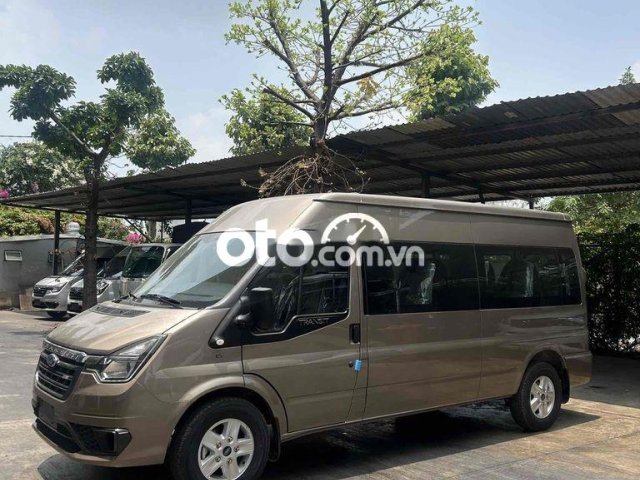 Transit 2022 siêu lướt. BH tới 20250 Transit 2022 siêu lướt. BH tới 20250