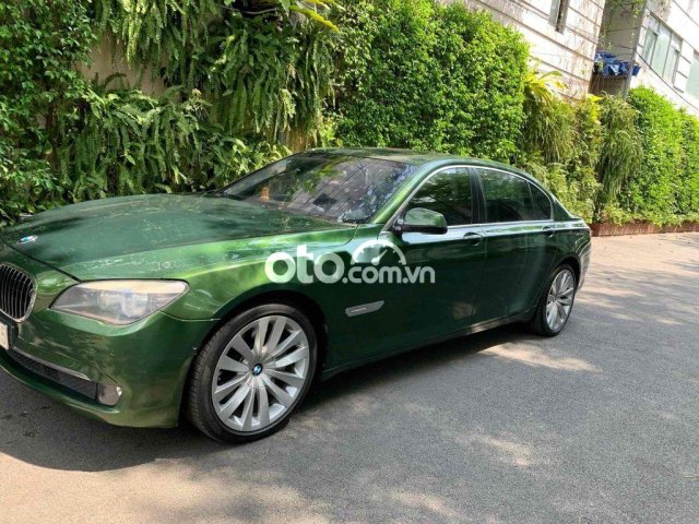 BMW 750Li màu Xanh, nội thất Đen