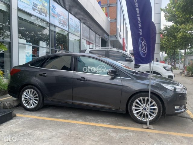 FORD FOCUS TITANIUM 2018_XE ÍT ĐI_VAY 70%_BAO TEST0 FORD FOCUS TITANIUM 2018_XE ÍT ĐI_VAY 70%_BAO TEST0