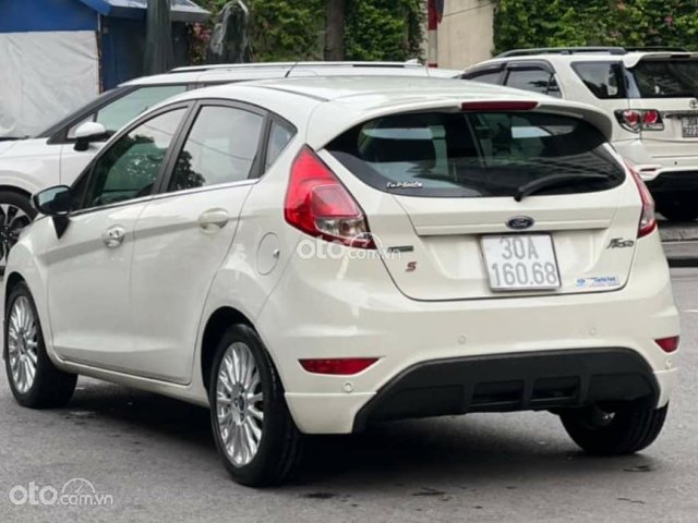 Ford Fiesta 2015 số tự động tại Hà Nội0