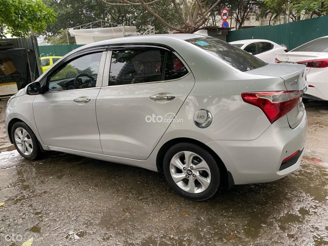 i10 số tư động đời cuối 2019 giá 33x biển phô ko mất 20 triệu xe thật đẹp lốp theo xe còn ae có khach bán giúp 0985067790 i10 số tư động đời cuối 2019 giá 33x biển phô ko mất 20 triệu xe thật đẹp lốp theo xe còn ae có khach bán giúp 0985067790