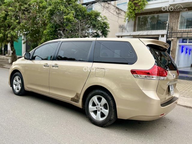 Mua bán Toyota Sienna 2010 giá 7xx triệu - 22898706