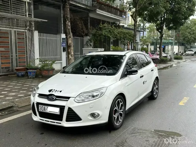 FORD FOCUS 2014 PHIÊN BẢN HATCHBACK THIẾT KẾ THỂ THAO HIỆN ĐẠI