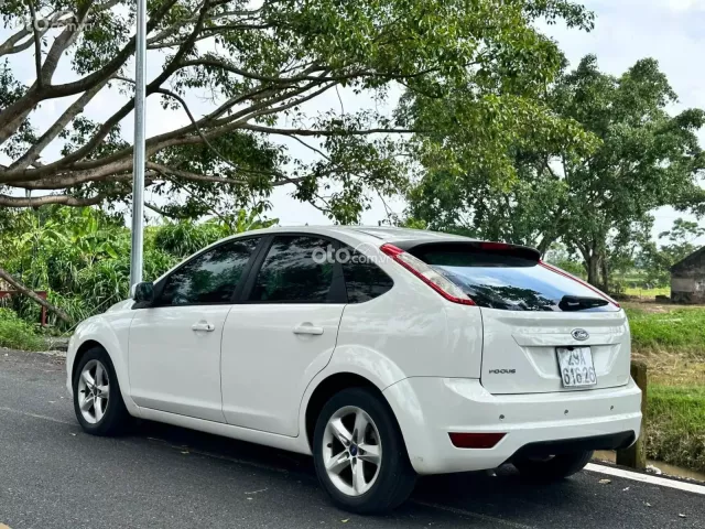 ĐÁNH GIÁ XE FORD FOCUS 2012