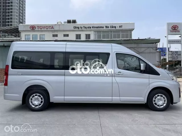 Có nên mua xe Toyota Hiace cũ không?.