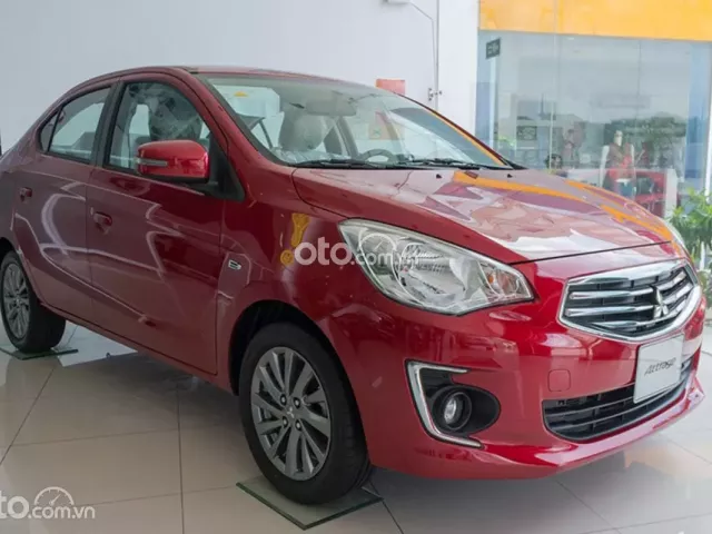 Ngoại hình Mitsubishi Attrage cũ đời 2016.