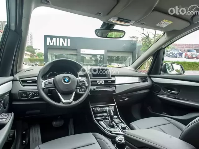 Giá xe BMW 218i cũ, mới hiện nay tại Oto.com.vn 6 Giá xe BMW 218i cũ, mới hiện nay tại Oto.com.vn a6