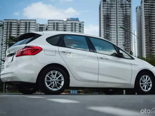 Giá xe BMW 218i cũ, mới hiện nay tại Oto.com.vn Giá xe BMW 218i cũ, mới hiện nay tại Oto.com.vn 1