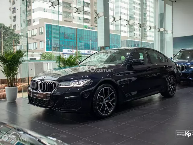 BMW 530i M Sport - phiên bản cao cấp nhất của dòng 5-Series a4
