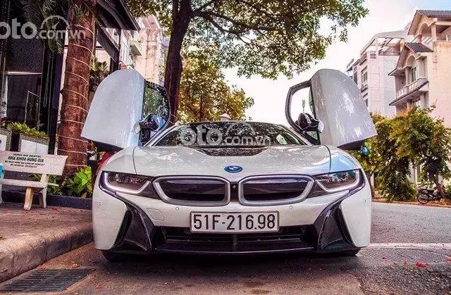 Có nên mua xe BMW i8 cũ? Có nên mua xe BMW i8 cũ? 1