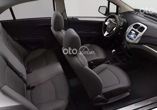Nội thật đơn giản và tiện nghi của Chevrolet Spark 2018 Nội thật đơn giản và tiện nghi của Chevrolet Spark 2018