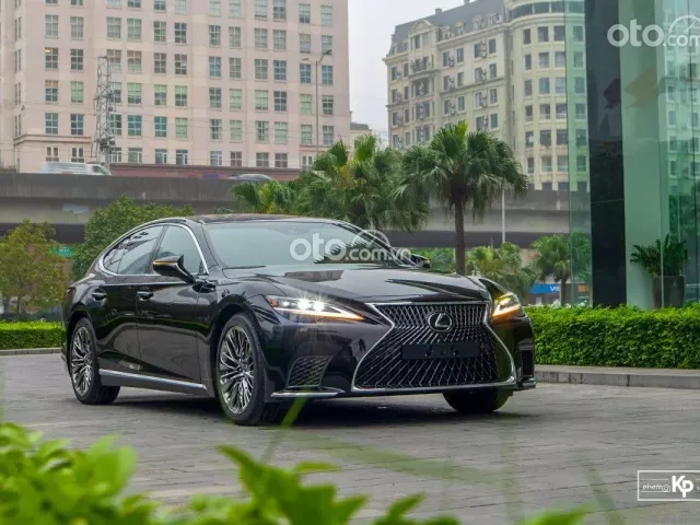 Thông tin xe Lexus LS 500 1