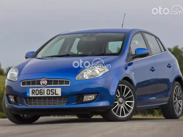 Fiat Bravo được nhà phân phối Mekong Auto đưa về nước năm 2009 1