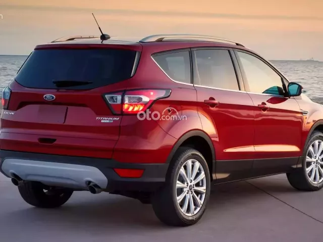 Giá xe Ford Escape 2018
