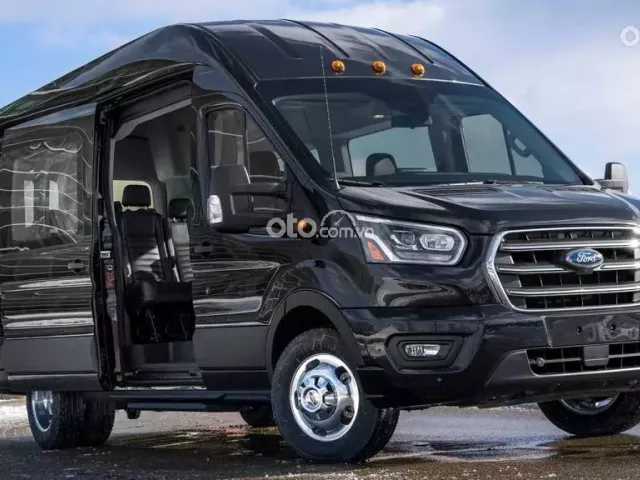 Giới thiệu xe Ford Transit 2018 1