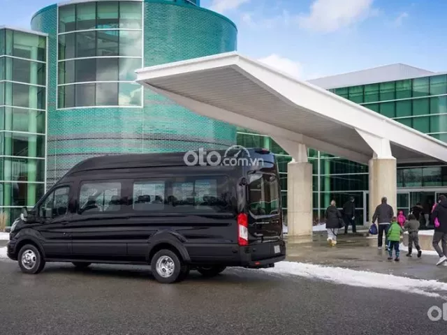 Đánh giá xe Ford Transit 2018 1