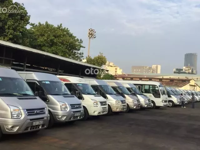 Có nên mua xe Ford Transit 2019 cũ không? 1