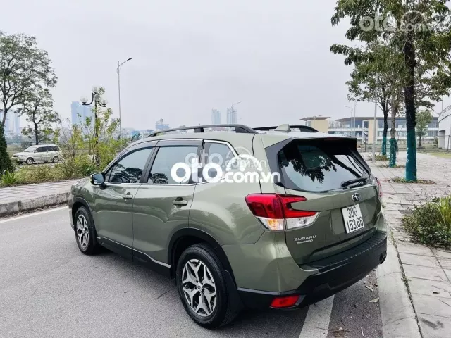 Giá xe Subaru Forester 2019.
