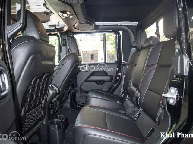 xe hiếm như Jeep Gladiator thì việc mua xe cũ mang lại sự hứng khởi cho người sử dụng. 1