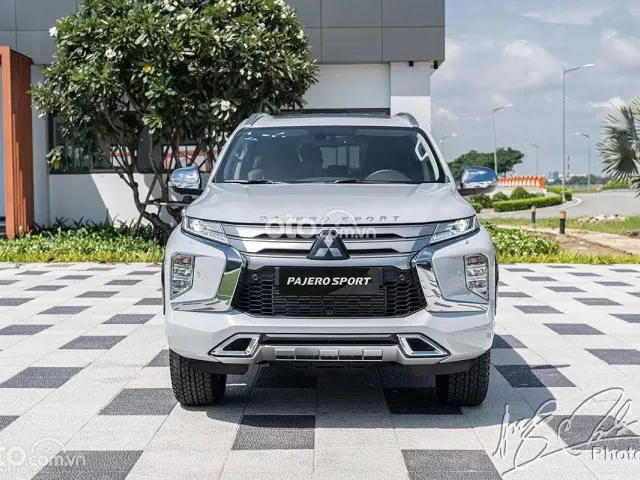 Mitsubishi Pajero Sport 2020 1