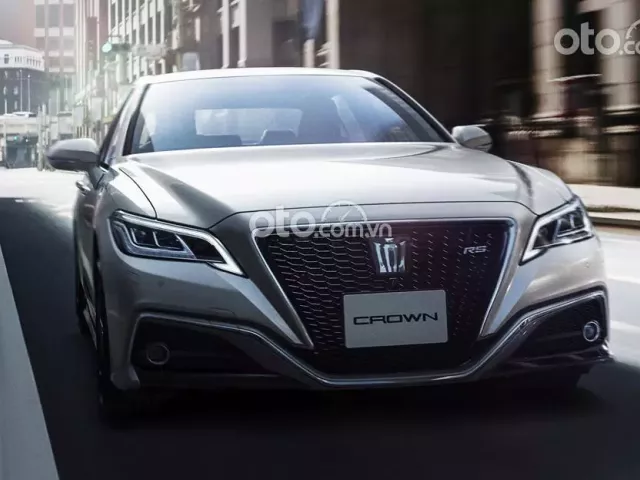 Giá xe Toyota Crown
