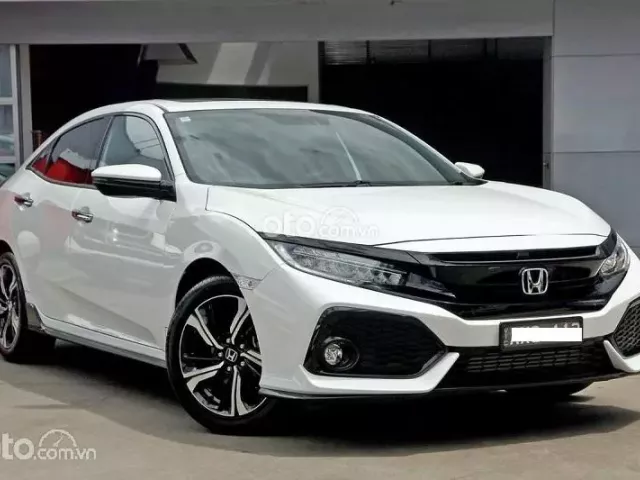 Nên chọn phiên bản nào của Honda Civic 2019? 1