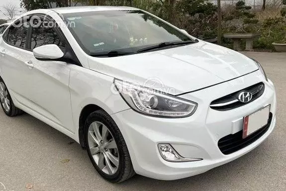 giá xe Hyundai Accent 2016 cũ hiện chỉ còn 335 - 435 triệu đồng 1