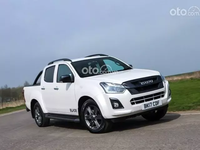 Có nên mua xe Isuzu D-Max 2018 cũ không?.