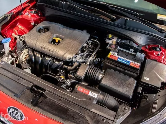 Động cơ xe KIA Cerato 1