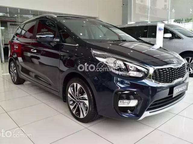 KIA Rondo KIA Rondo .